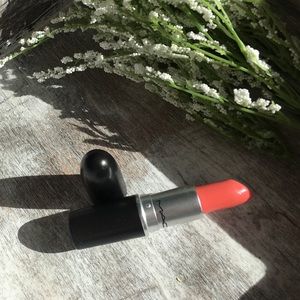 Full Mac cremesheen lipstick in Ever Hip